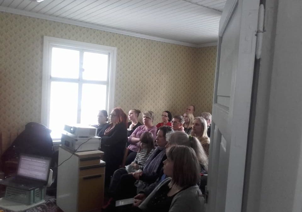 Pihapiiriin liittyvä uskomusperinne kiinnosti Tampereella