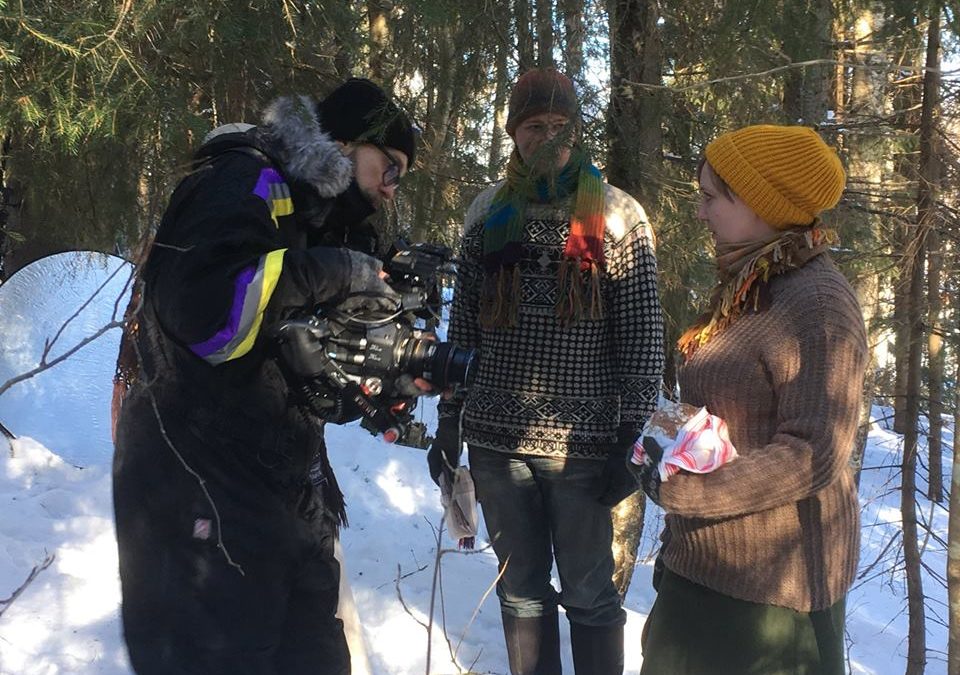 Perinteet kiinnostavat jälleen suomalaisia – Taivaannaula näkyvästi esillä mediassa