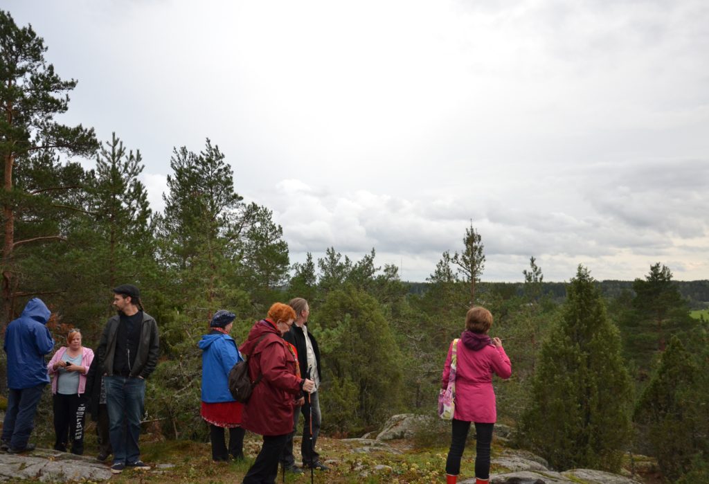 Lauantain seminaarin jälkeen tutustuttiin Liedon Keisuvuoren alueeseen.