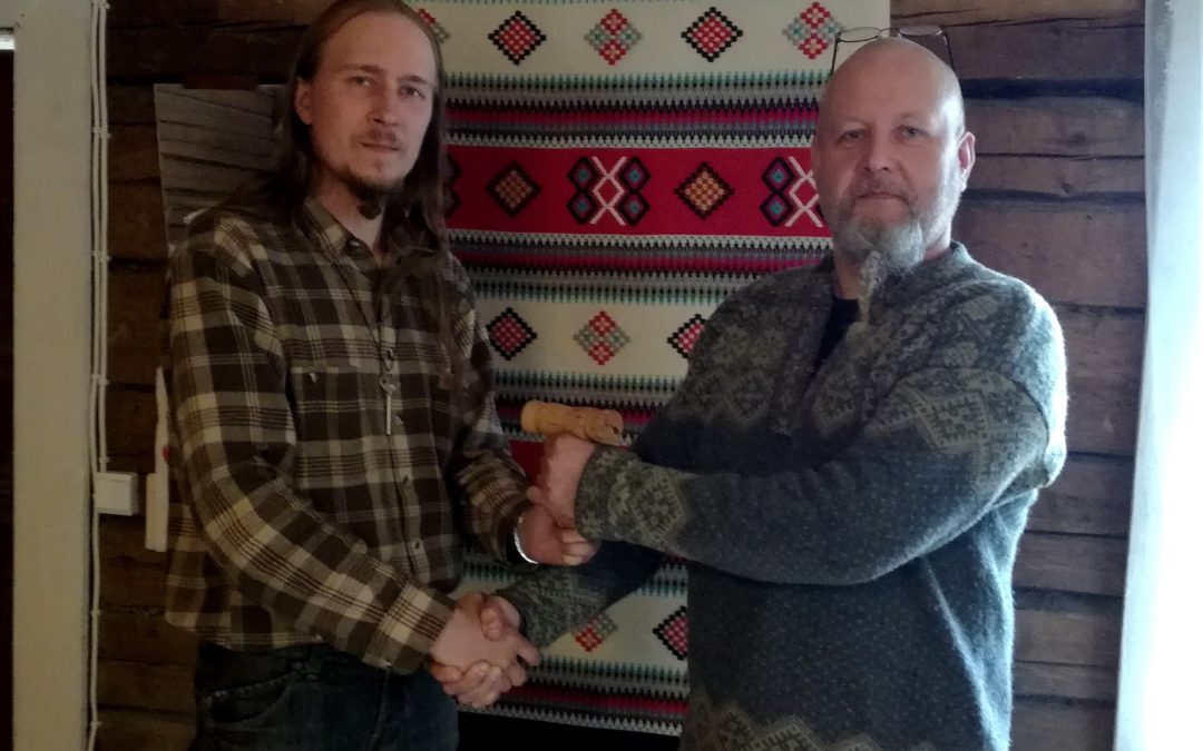 ”Ylisukupolvinen ajattelu nostettava arvoonsa” – Uusi ja väistyvä puheenjohtaja haastattelussa