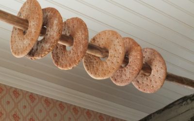Mätäkuun juuret vievät kauas