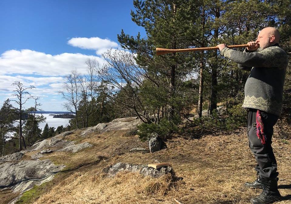 Vuoden suvipuoli soitettiin alkuun